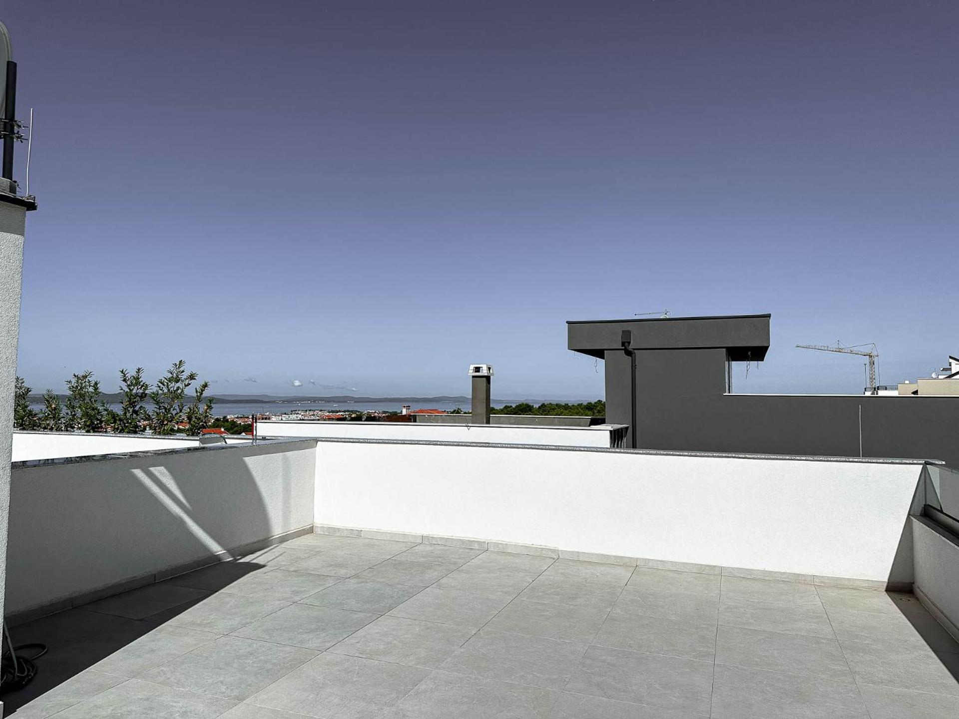 Brand New 2 Bed, 1 Bath