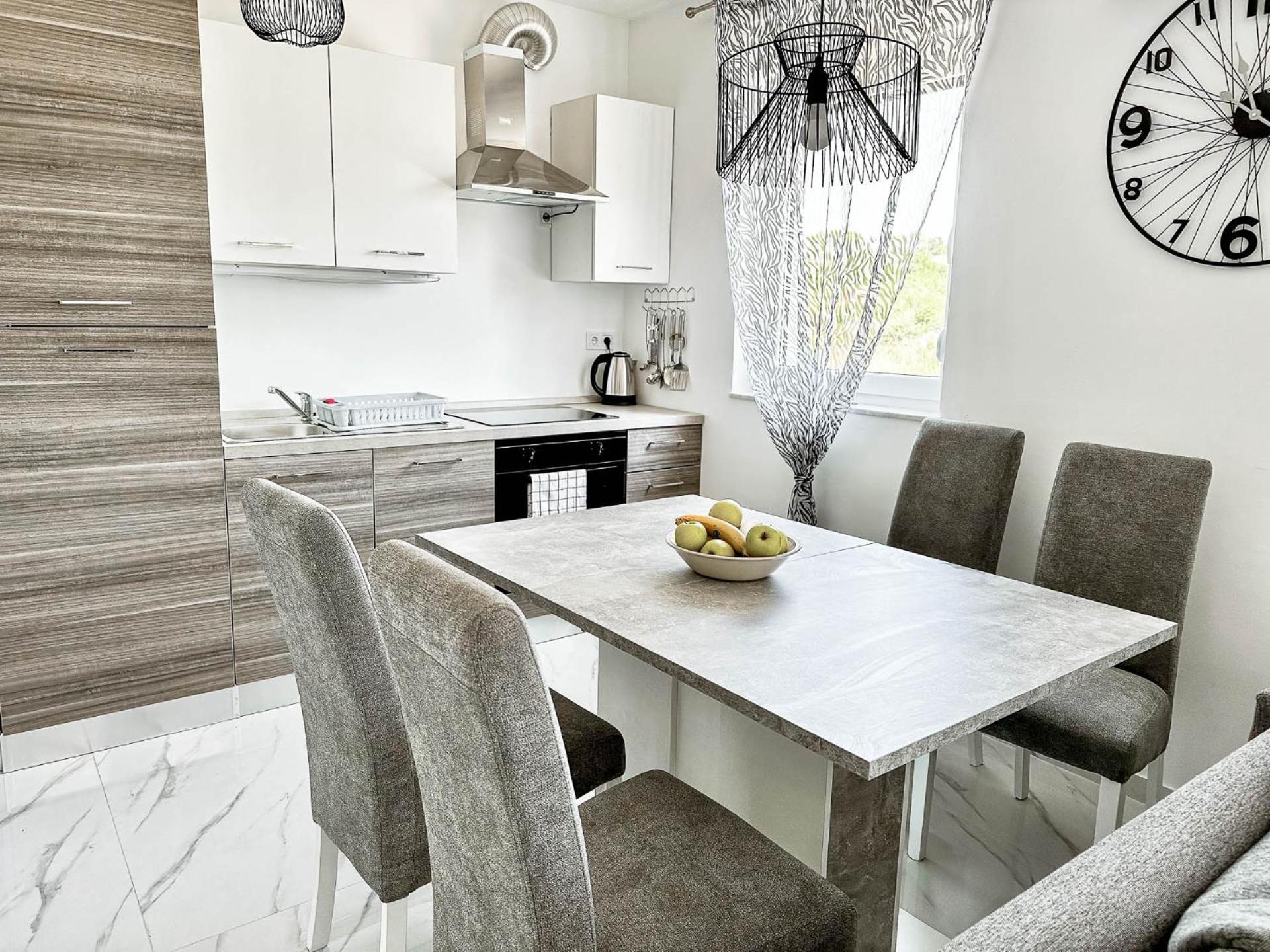Brand New 2 Bed, 1 Bath * Zadar