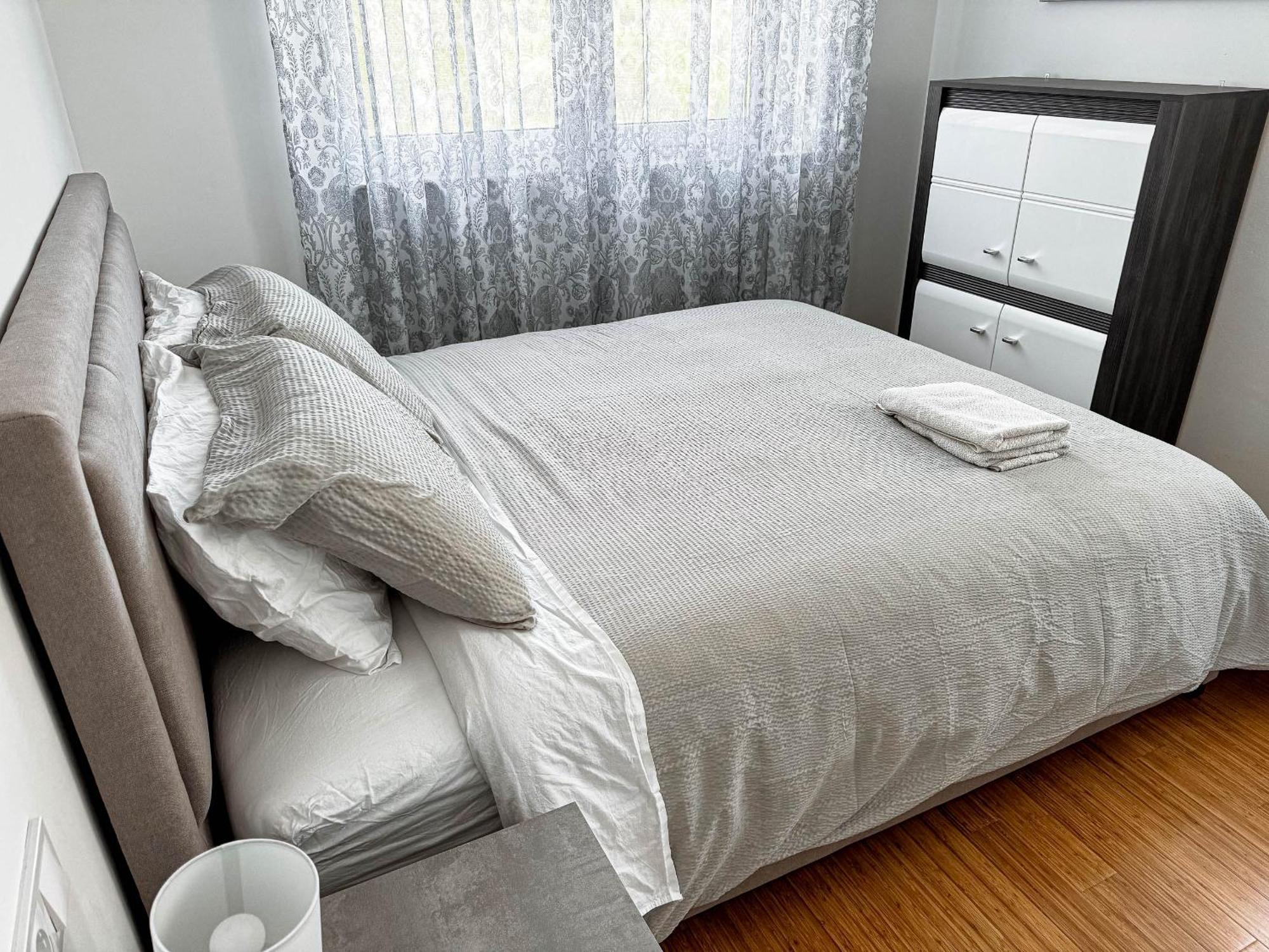 Brand New 2 Bed, 1 Bath Apartment